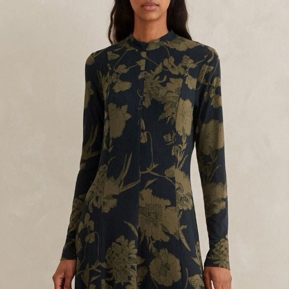 ME+EM Scribbled Floral Print Fit And Flare Maxi Dress in Black 4